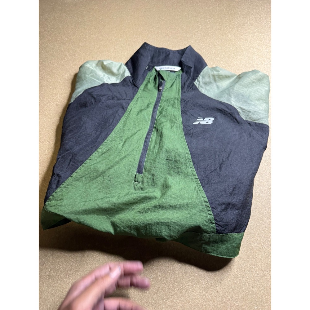 New Balance NB Water Defy Quarter Zip Windbreaker Jacket Green Black Mens M